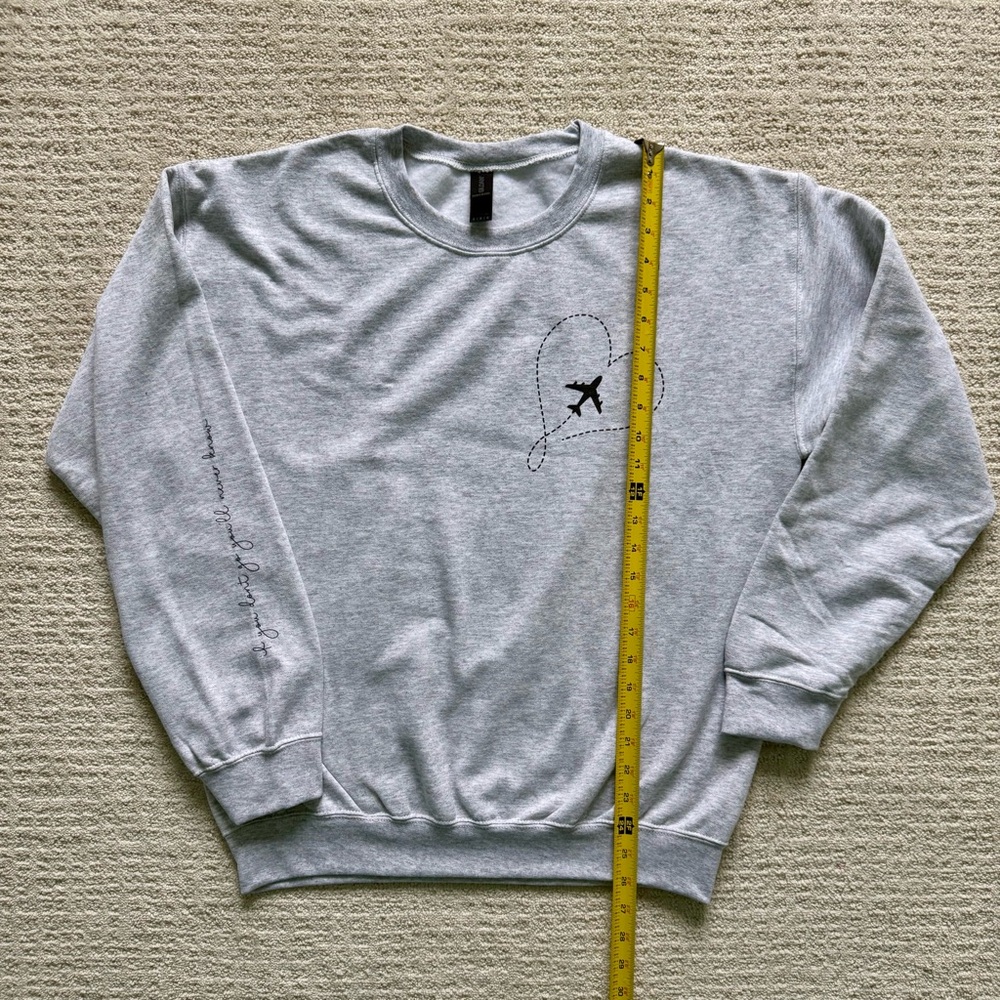GILDAN | NWOT Gray Airplane Travel Sweatshirt Sz M - Picture 3 of 7